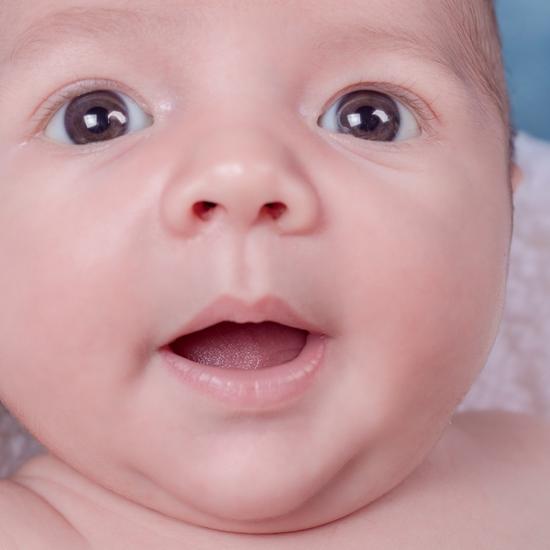 les yeux du nouveau ne